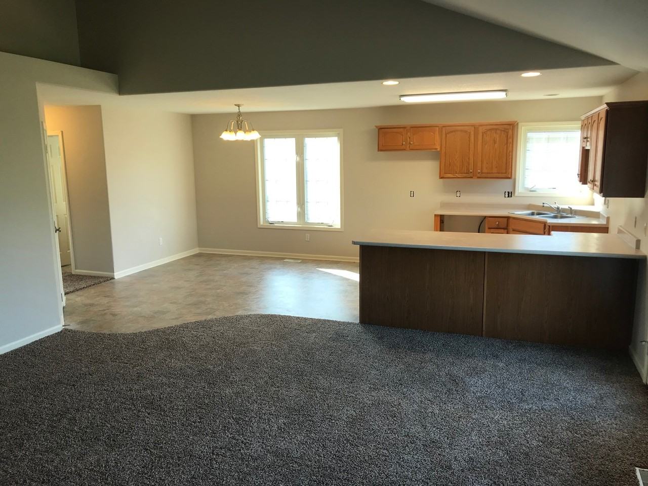 1573 Sunpointe Cv - Photo 7 of 20
