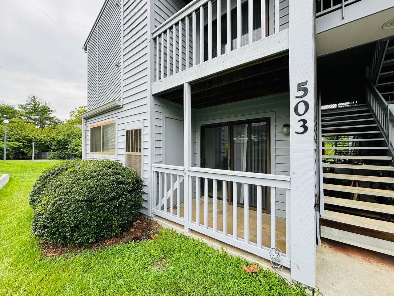 503 Sunridge Dr Apt A - Photo 4 of 25