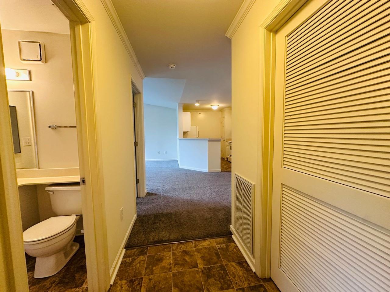 303 N Knollwood Dr #6301 - Photo 4 of 12
