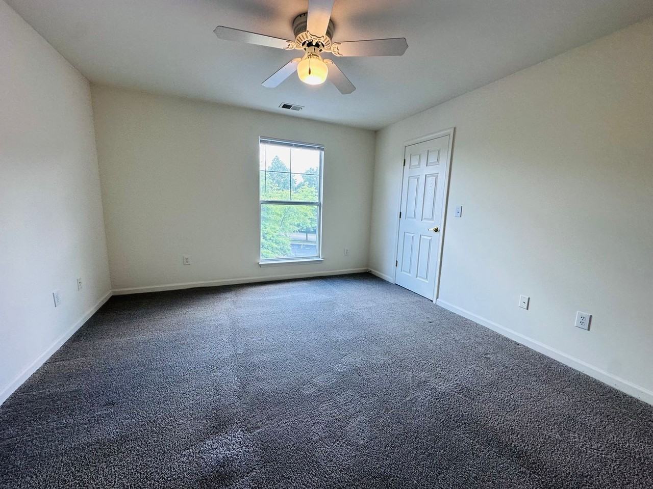 303 N Knollwood Dr #6301 - Photo 6 of 12