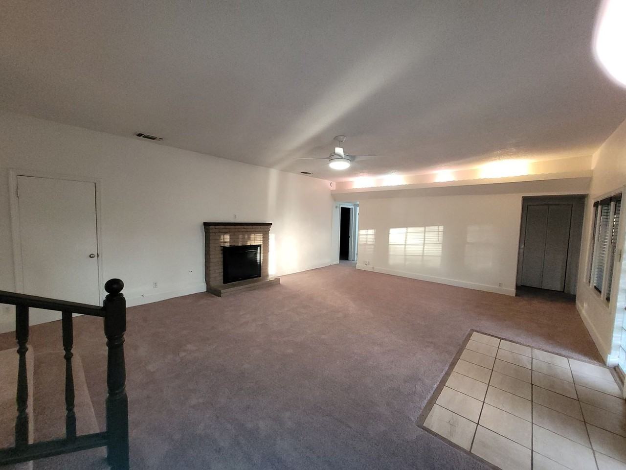 9370 Pershing Ave - Photo 3 of 26