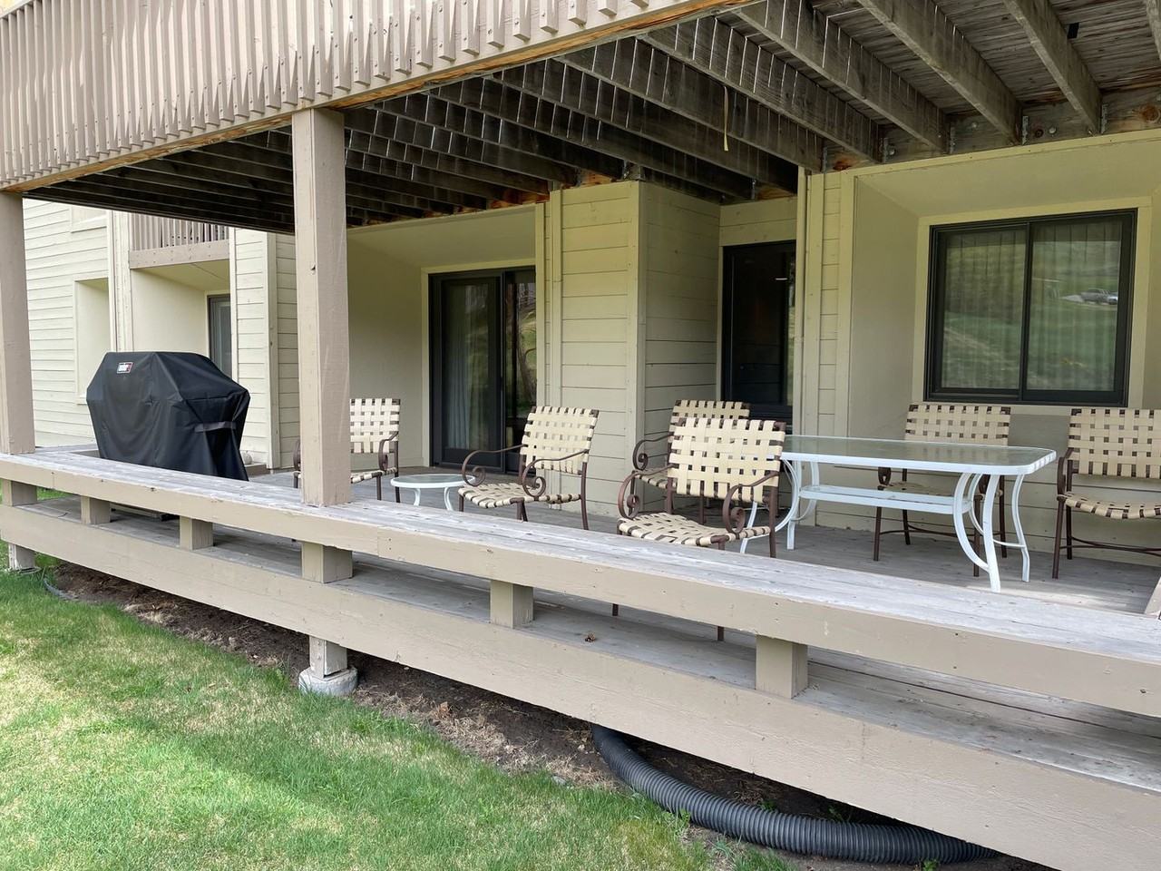 2464 Indian Springs Condo Dr - Photo 2 of 17