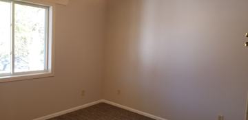 featured image of 921 W 20th St