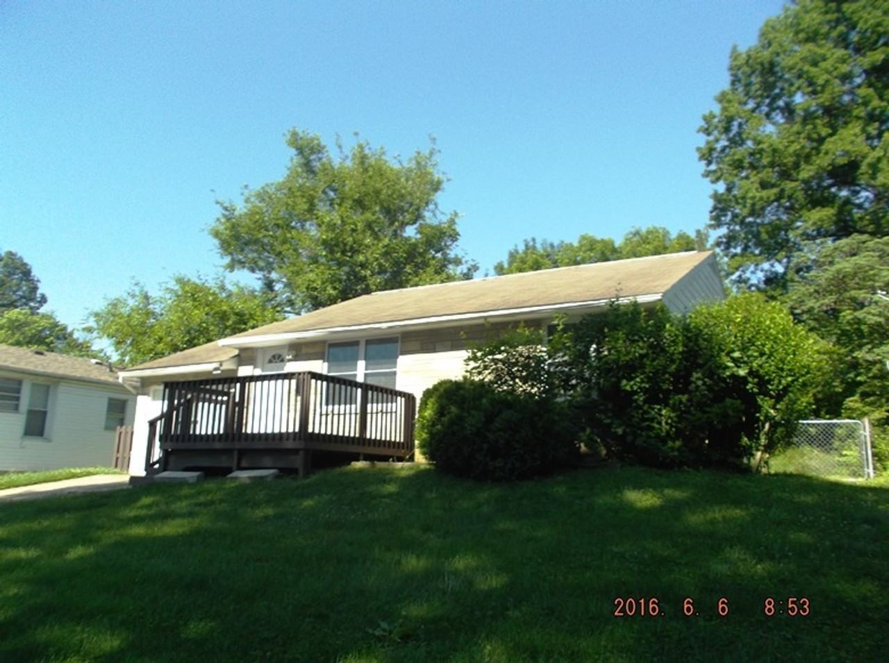 703 N Washington St - Photo 4 of 4