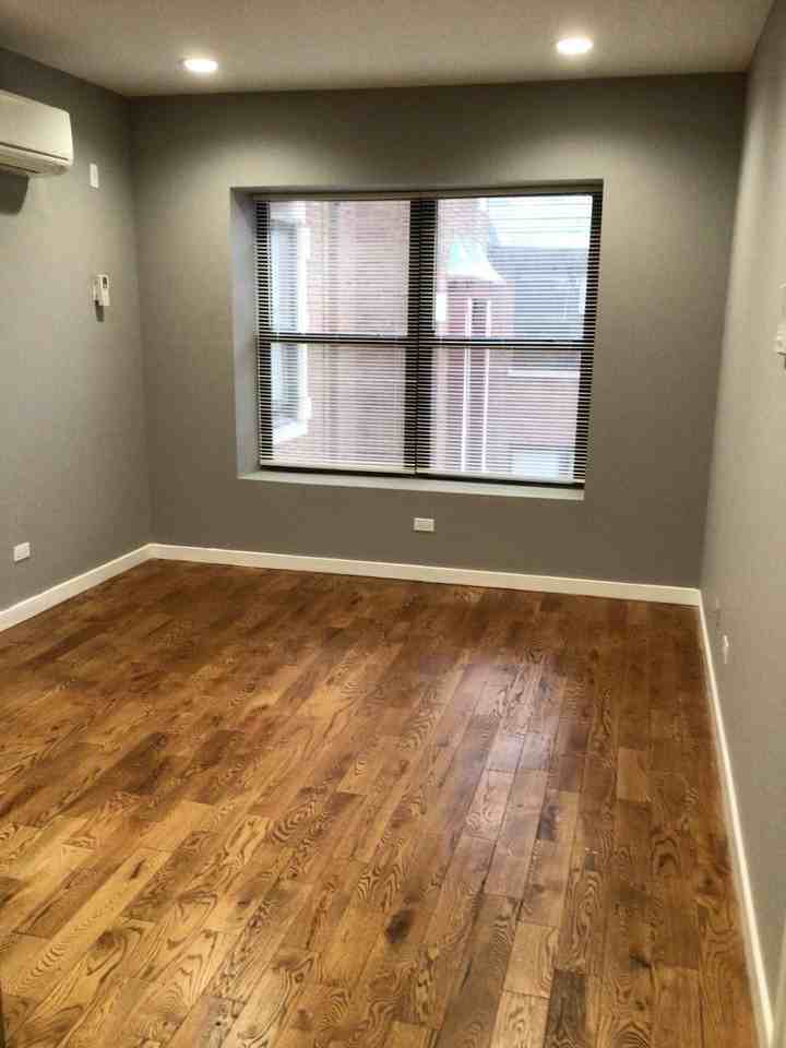 4830 S. Drexel - Photo 3 of 11