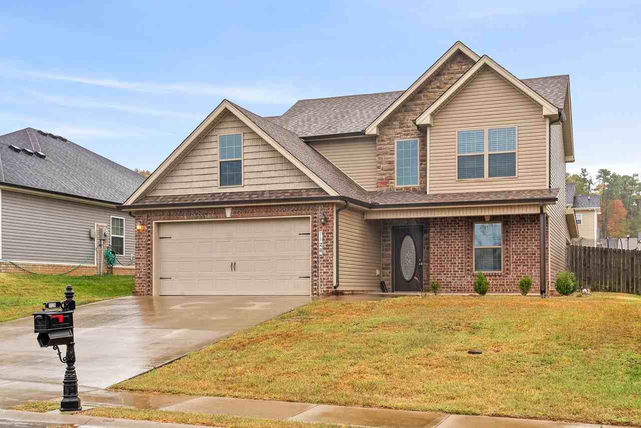 1128 Gentry Dr - Photo 3 of 31
