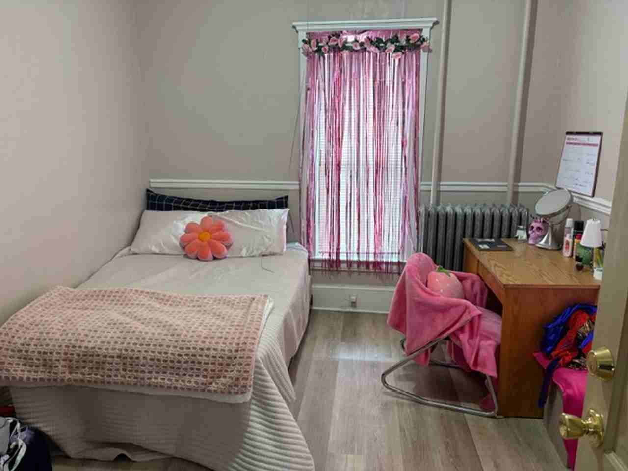 12 Pleasant St - Photo 2 of 9