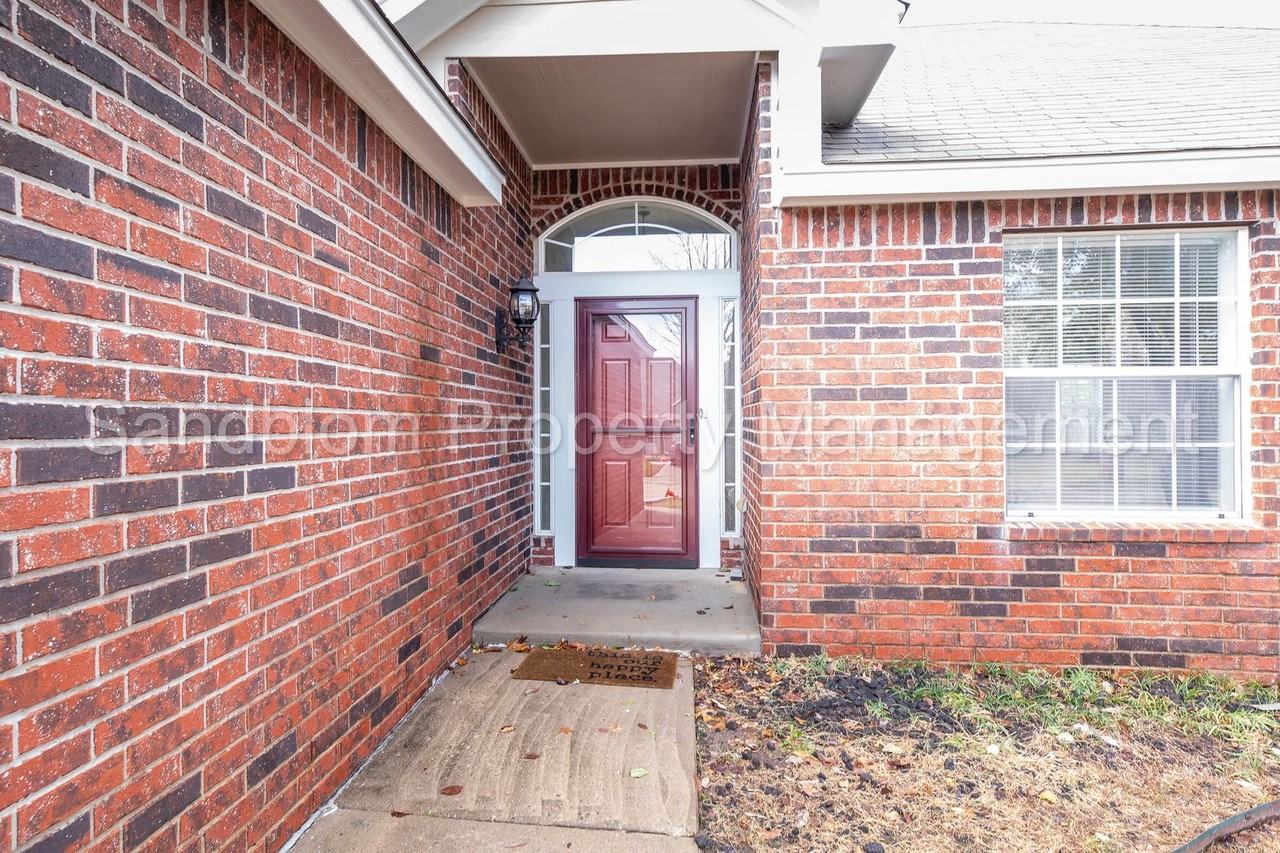 3922 S 198th East Ave - Photo 2 of 25