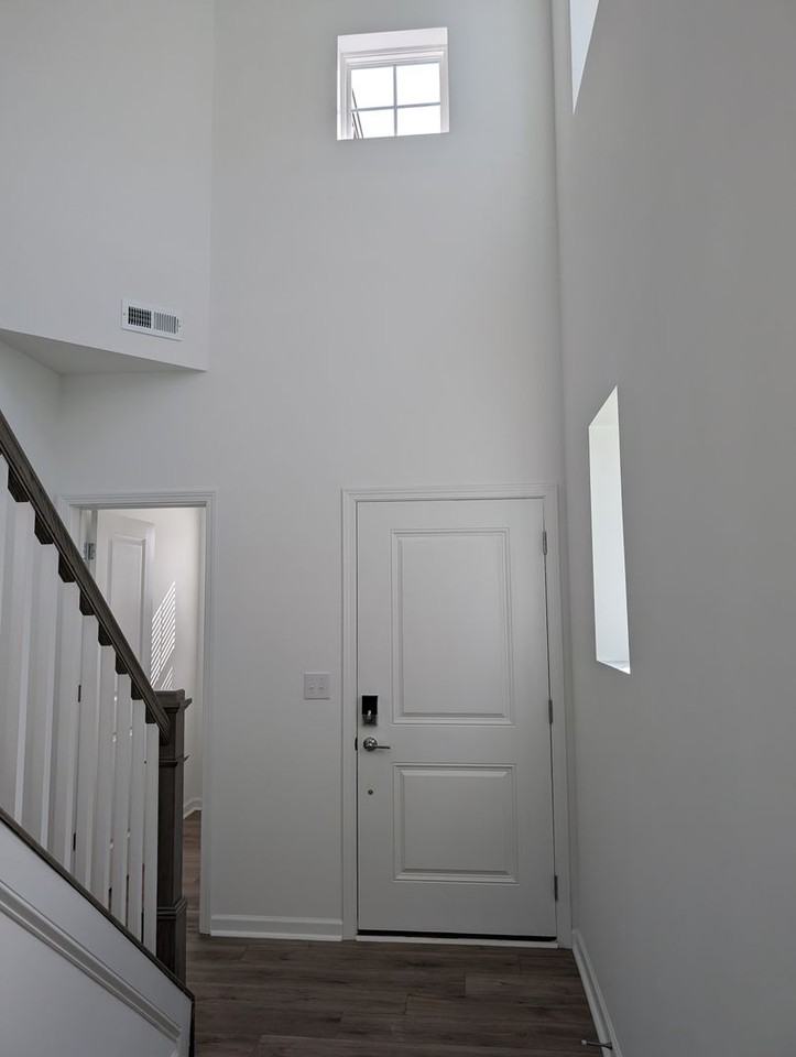 17030 Patron Dr - Photo 2 of 23