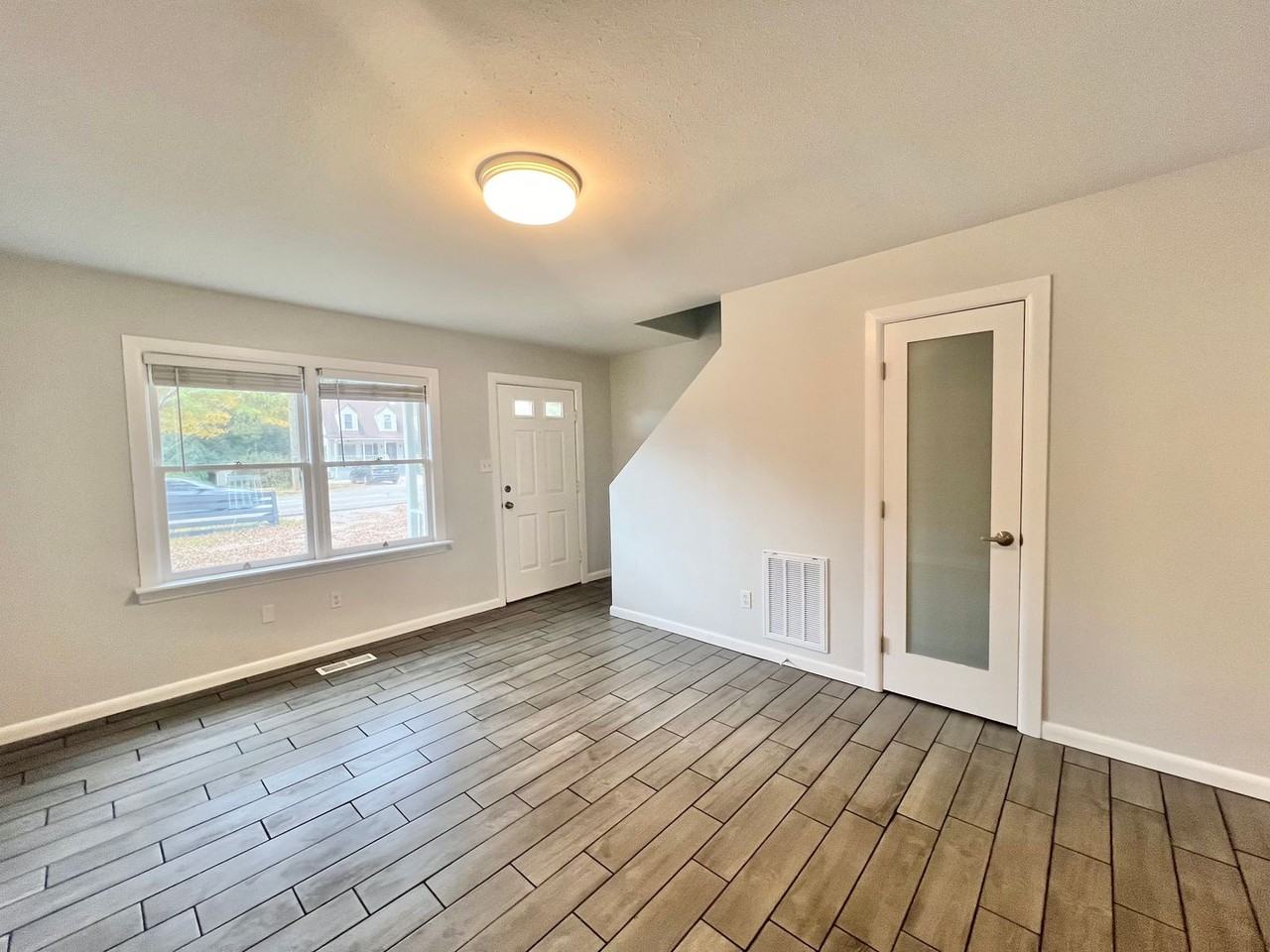 333 Jones Franklin Rd - Photo 5 of 22