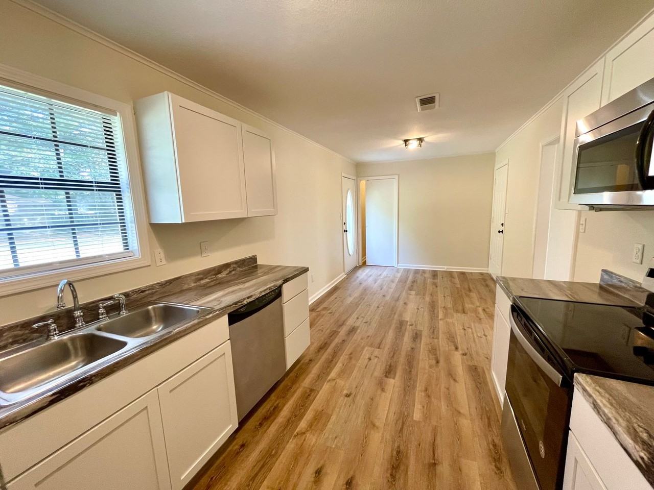 31 Windfield Cir - Photo 2 of 20