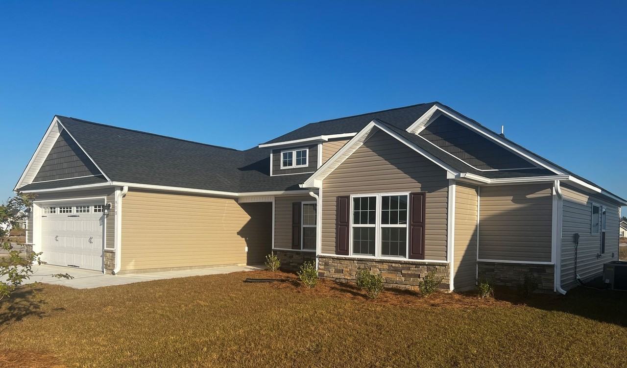 918 Uplands Ln - Photo 2 of 43