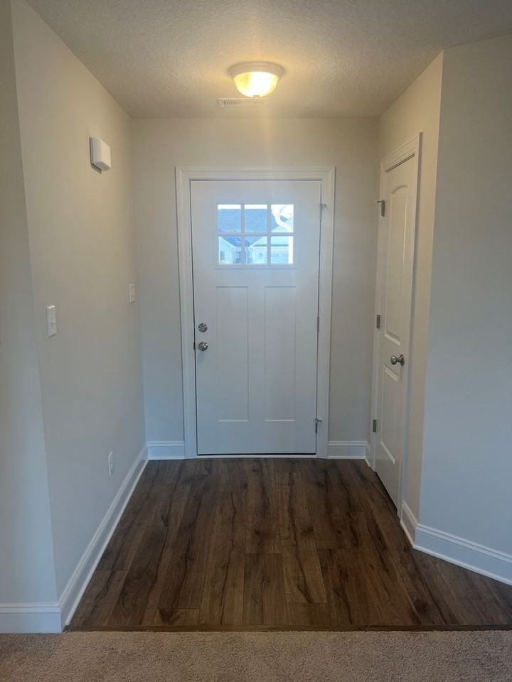 918 Uplands Ln - Photo 5 of 43