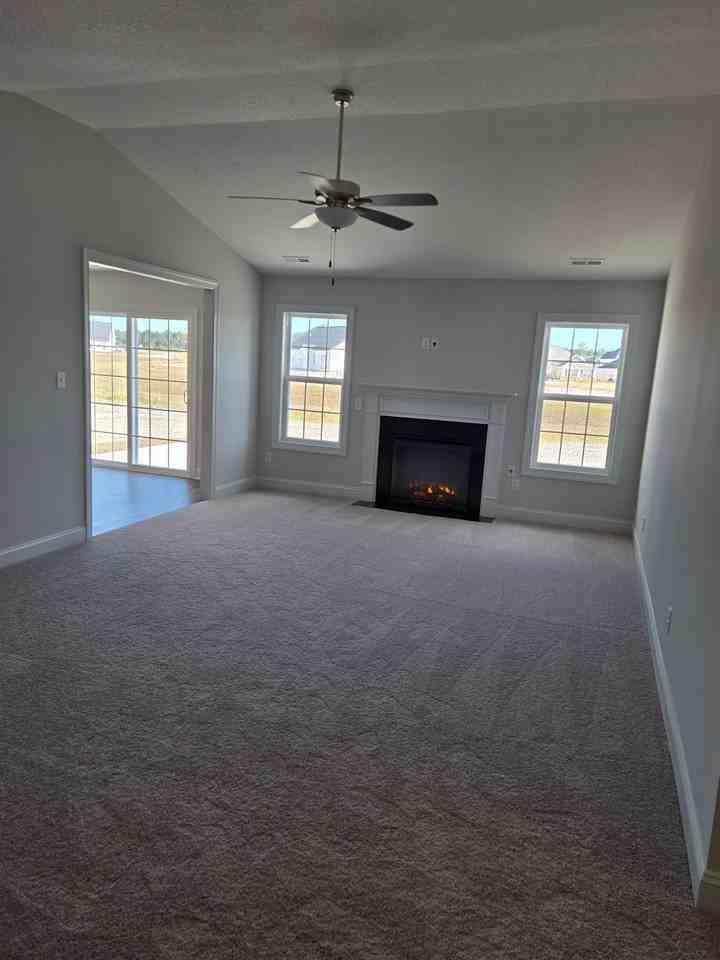 918 Uplands Ln - Photo 6 of 43