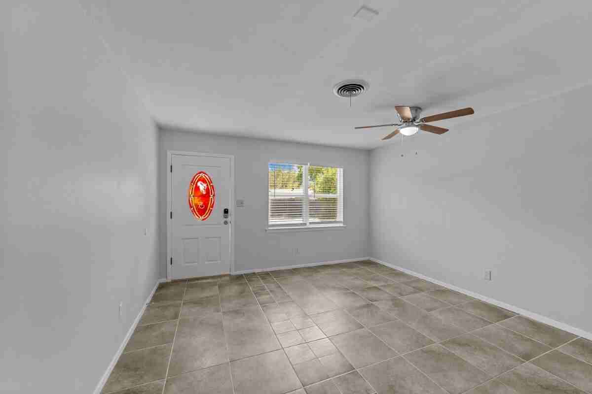 4513 Jane Anne Street - Photo 2 of 20