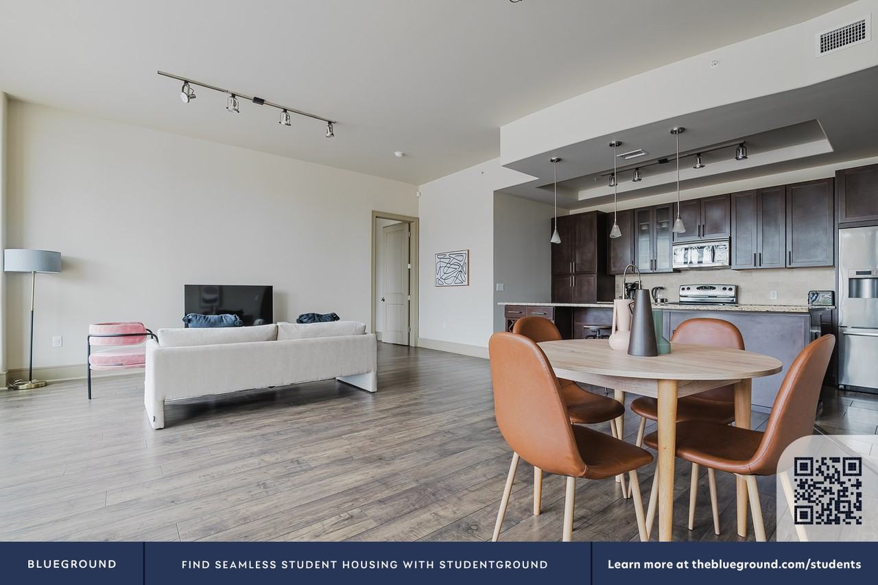 101 Colorado Street - Photo 6 of 37