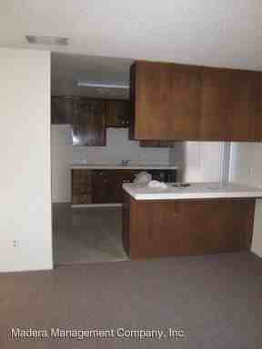 18533 Ridgedale Dr - Photo 2 of 6