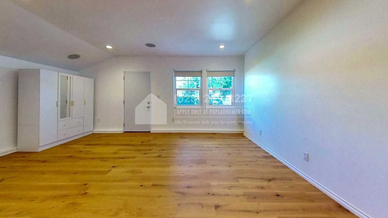 23454 Dolorosa St - Photo 3 of 8