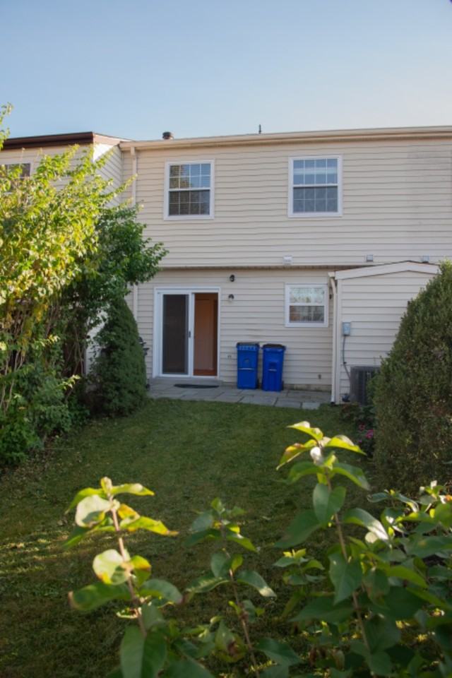 6860 Carnation Circle - Photo 3 of 3