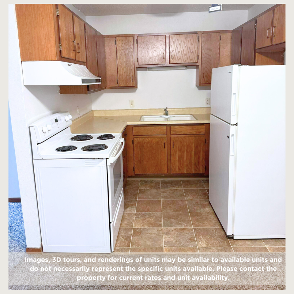 1604 10th St #2 - Photo 2 of 9