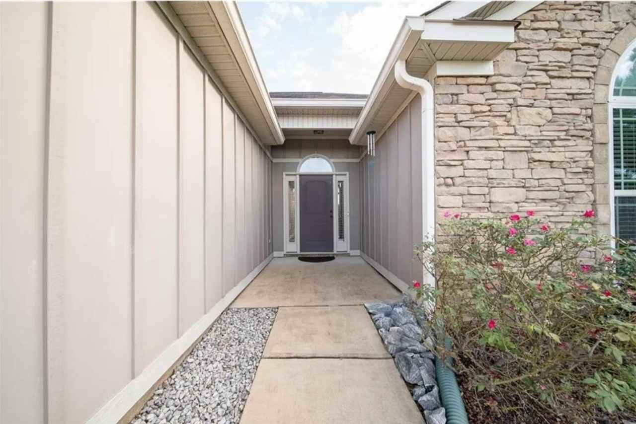 2 Lemon Way - Photo 2 of 10