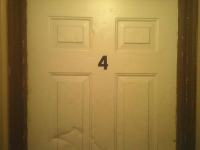 1020 E 3rd St #4 - Photo 2 of 7