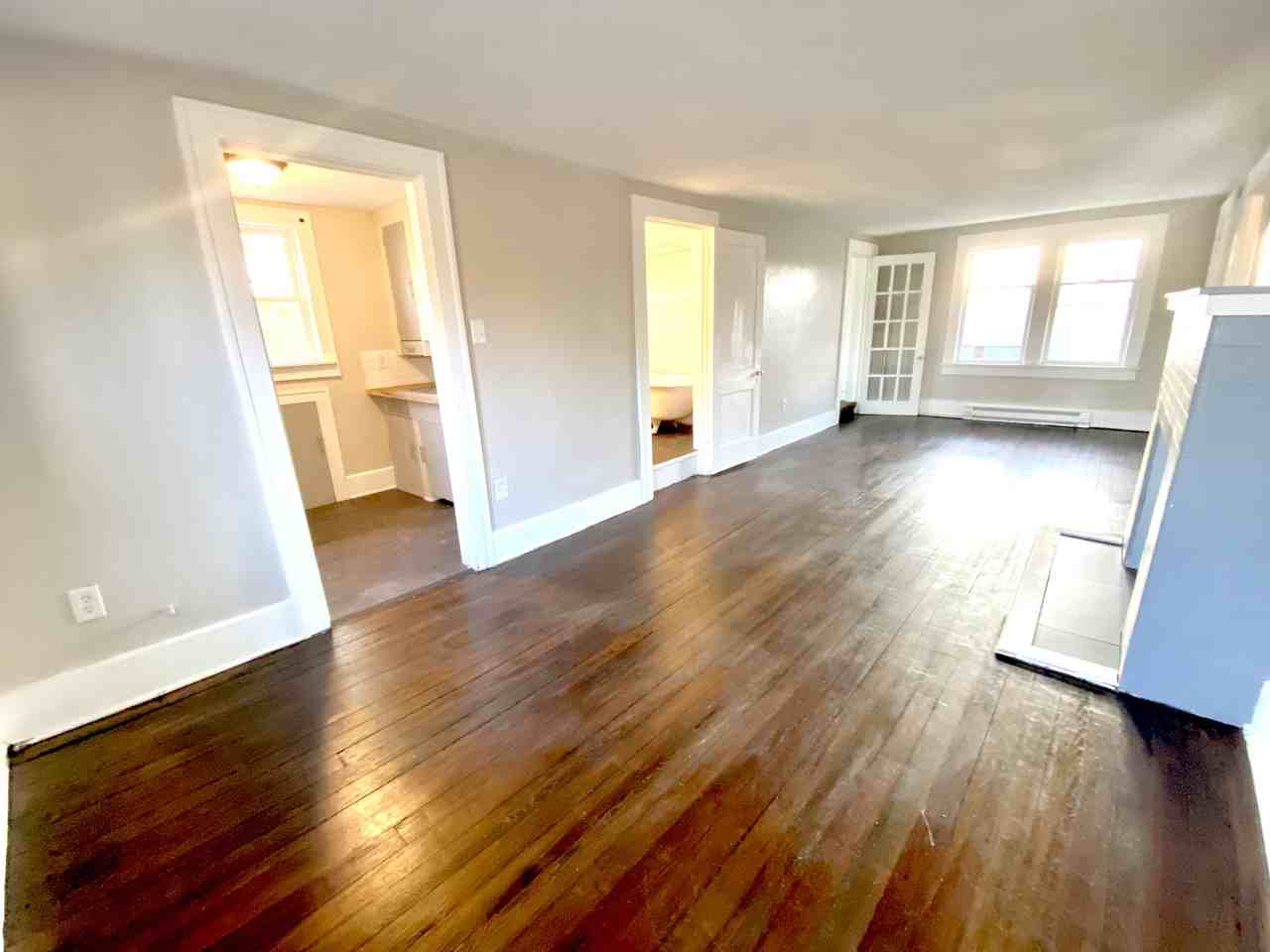 1116 Dougherty Pl Nw #3 - Photo 3 of 11