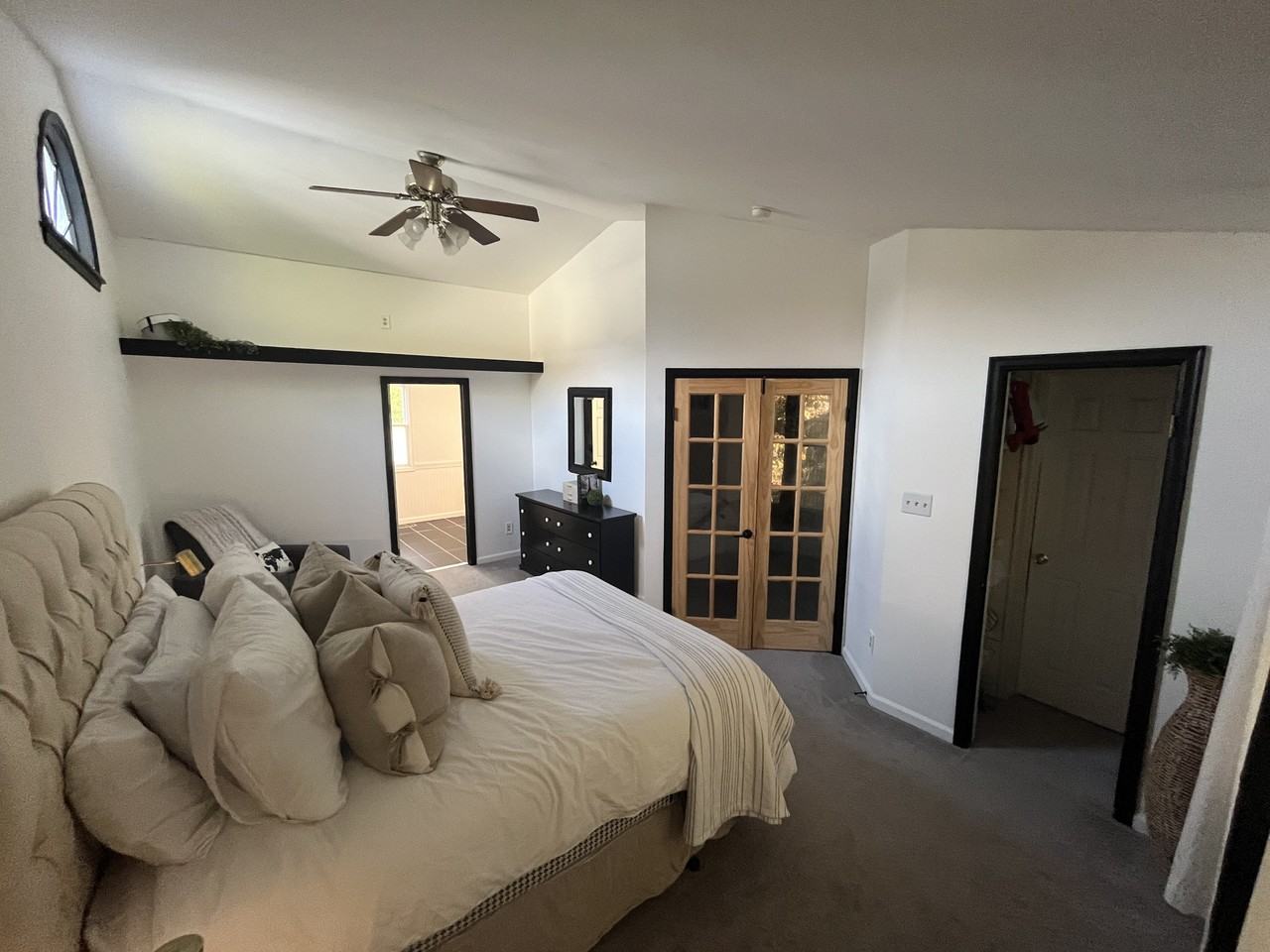 3823 Jocelyn Drive #NA - Photo 3 of 19