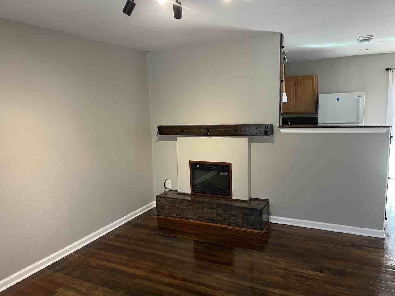 2114 Dahlgreen Ave #NA - Photo 2 of 24