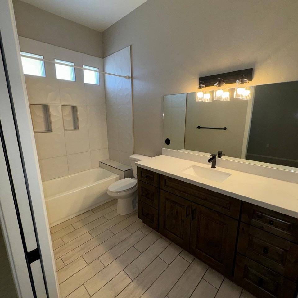 1084 Dolce Vita Ct #NA - Photo 2 of 12