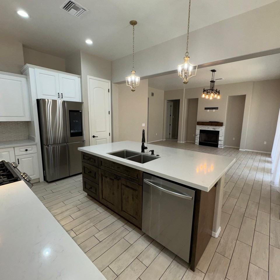1084 Dolce Vita Ct #NA - Photo 3 of 12