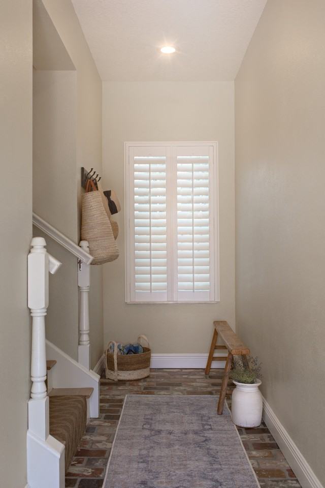 366 Bay St #NA - Photo 2 of 15