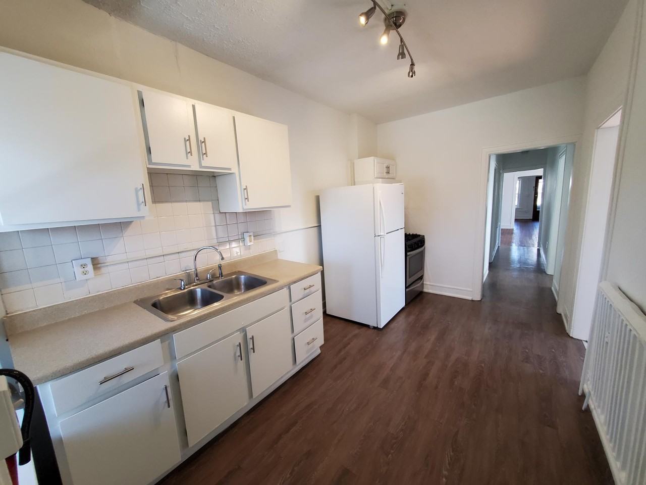206 S Mantua St #2 - Photo 3 of 18