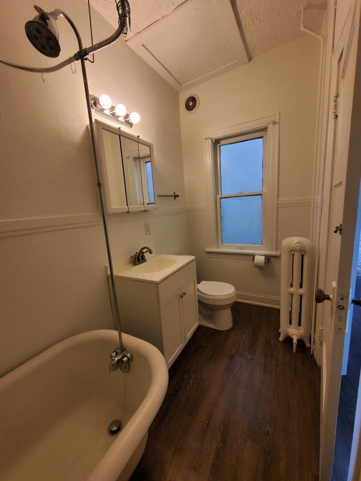 206 S Mantua St #2 - Photo 7 of 18