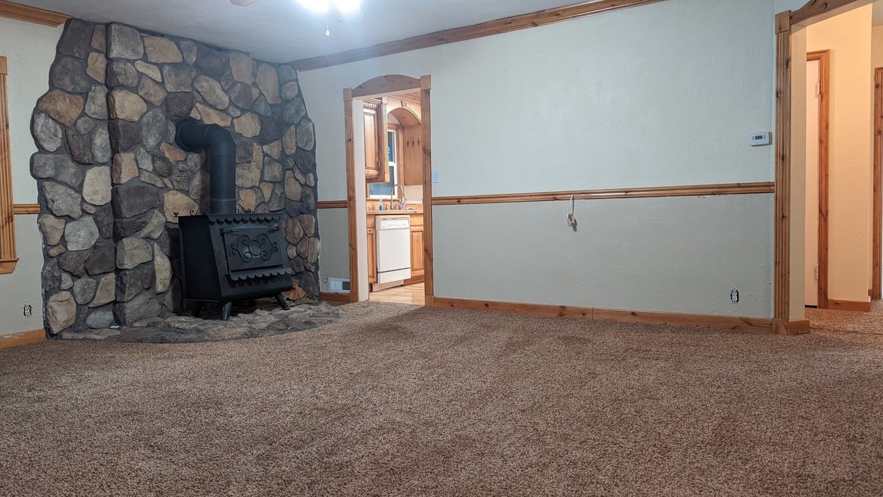 533 E 300 N #NA - Photo 2 of 14