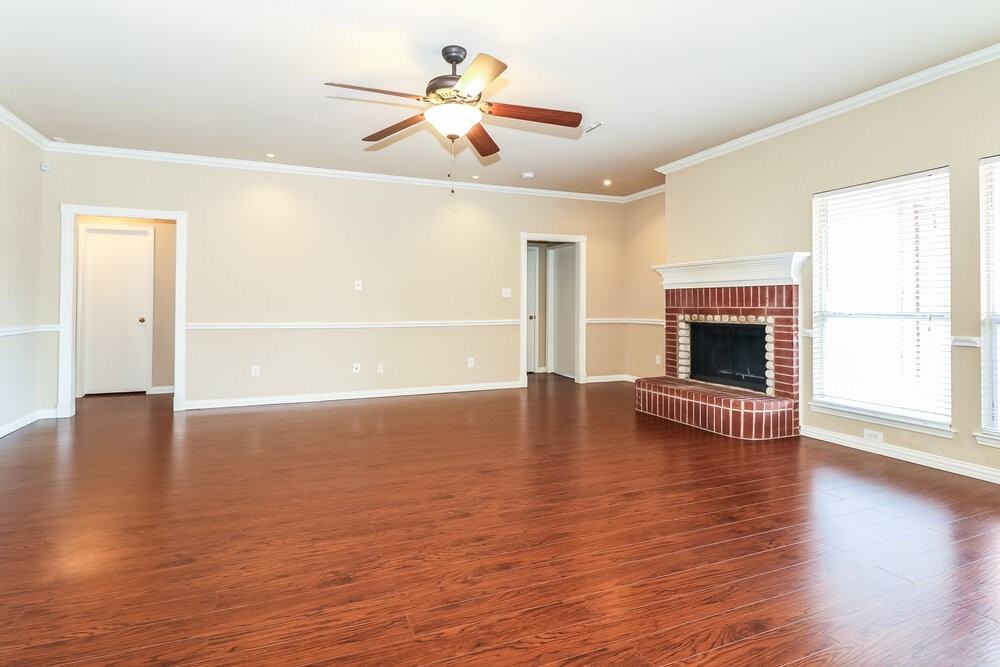 7001 Spoonbill Ct - Photo 3 of 18