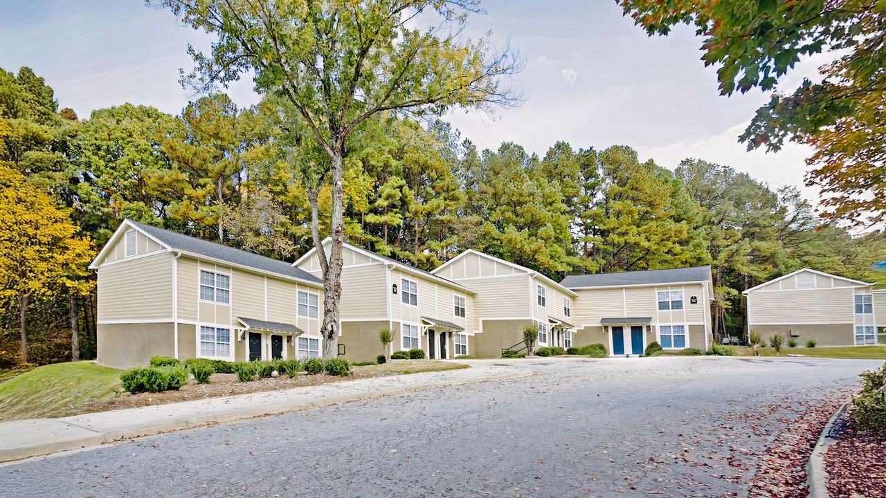 Crystal at Harwell - Photo 7 of 37