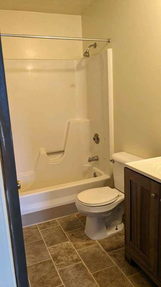 Woodstock Gardens Apartments - Photo 5 of 12