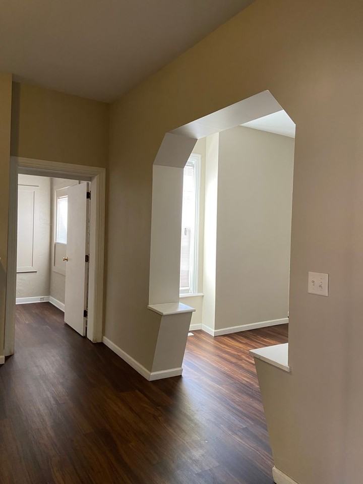95-97 N 20th ST - Photo 4 of 36