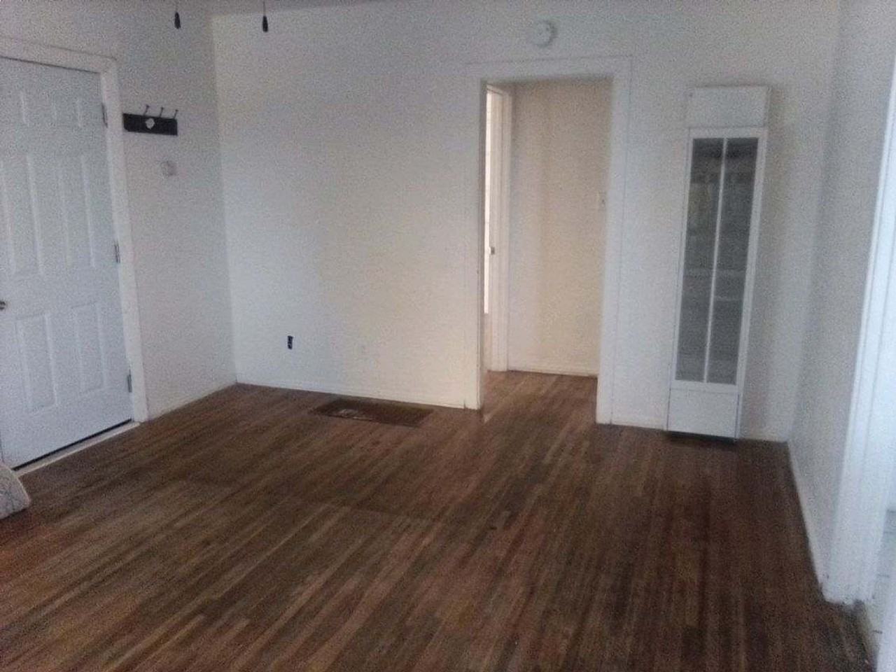 708 Philippine St - Photo 2 of 10