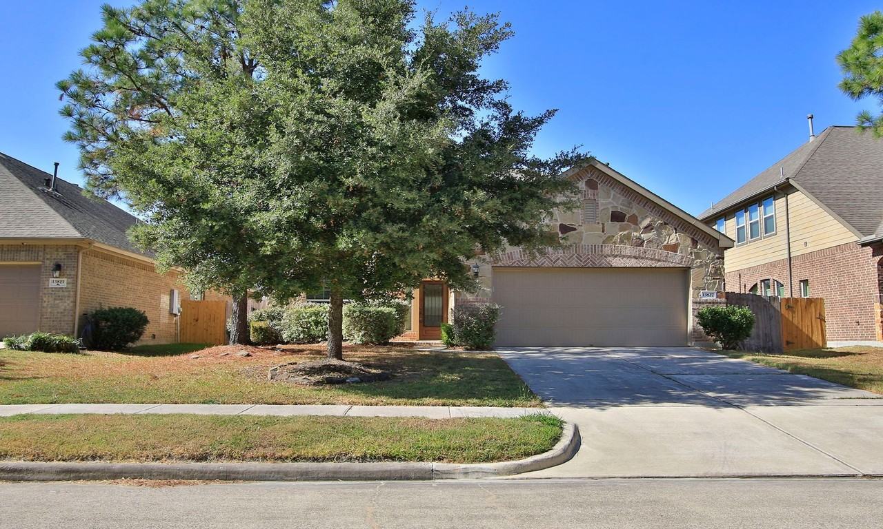 13827 Slate Mountain Ln - Photo 5 of 50