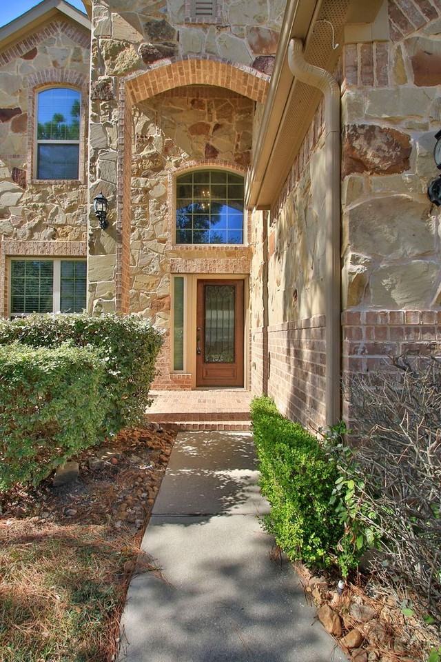 13827 Slate Mountain Ln - Photo 7 of 50