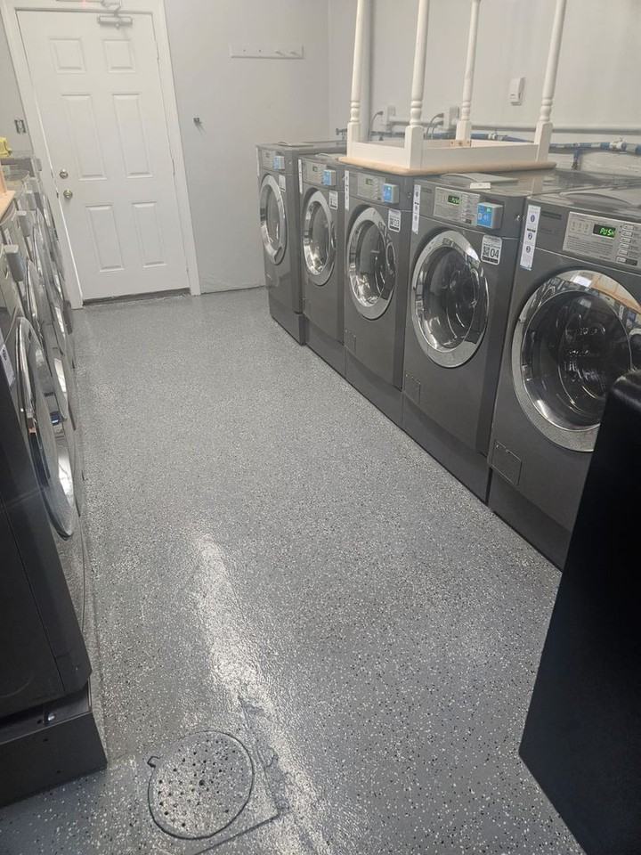 Townbank Manor - Photo 2 of 38