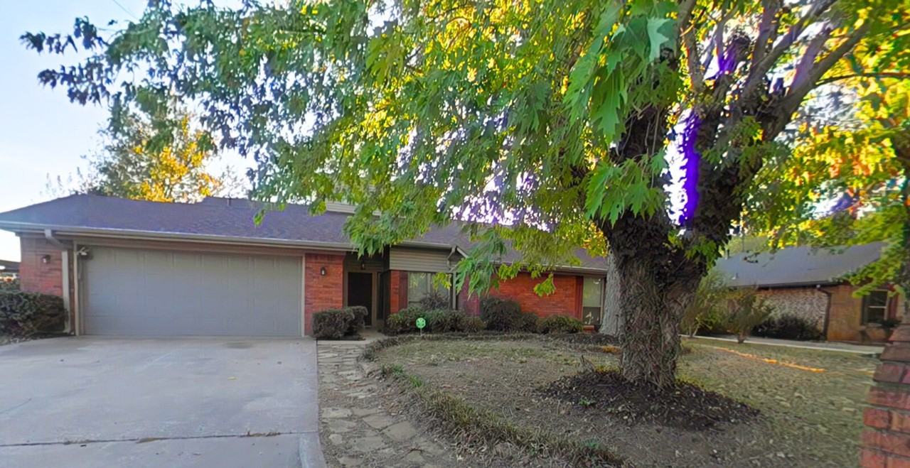 2303 Northeast 9th Street - Photo 2 of 31