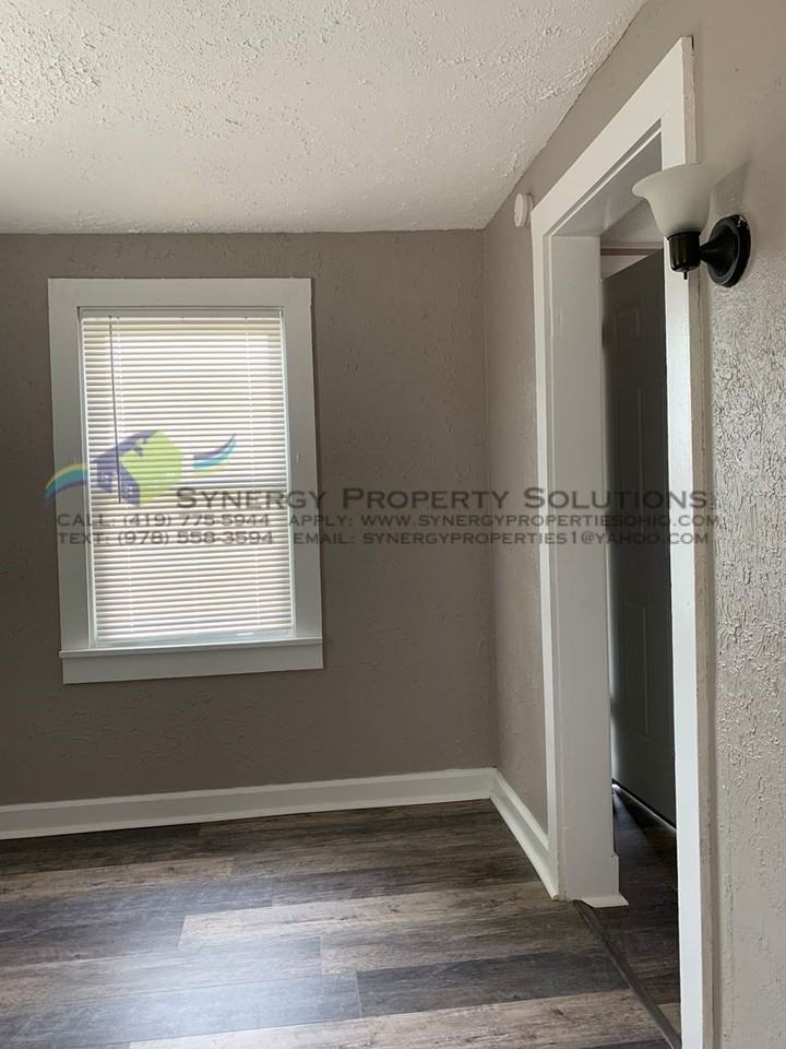 5 Eastlawn Ave - Photo 3 of 50