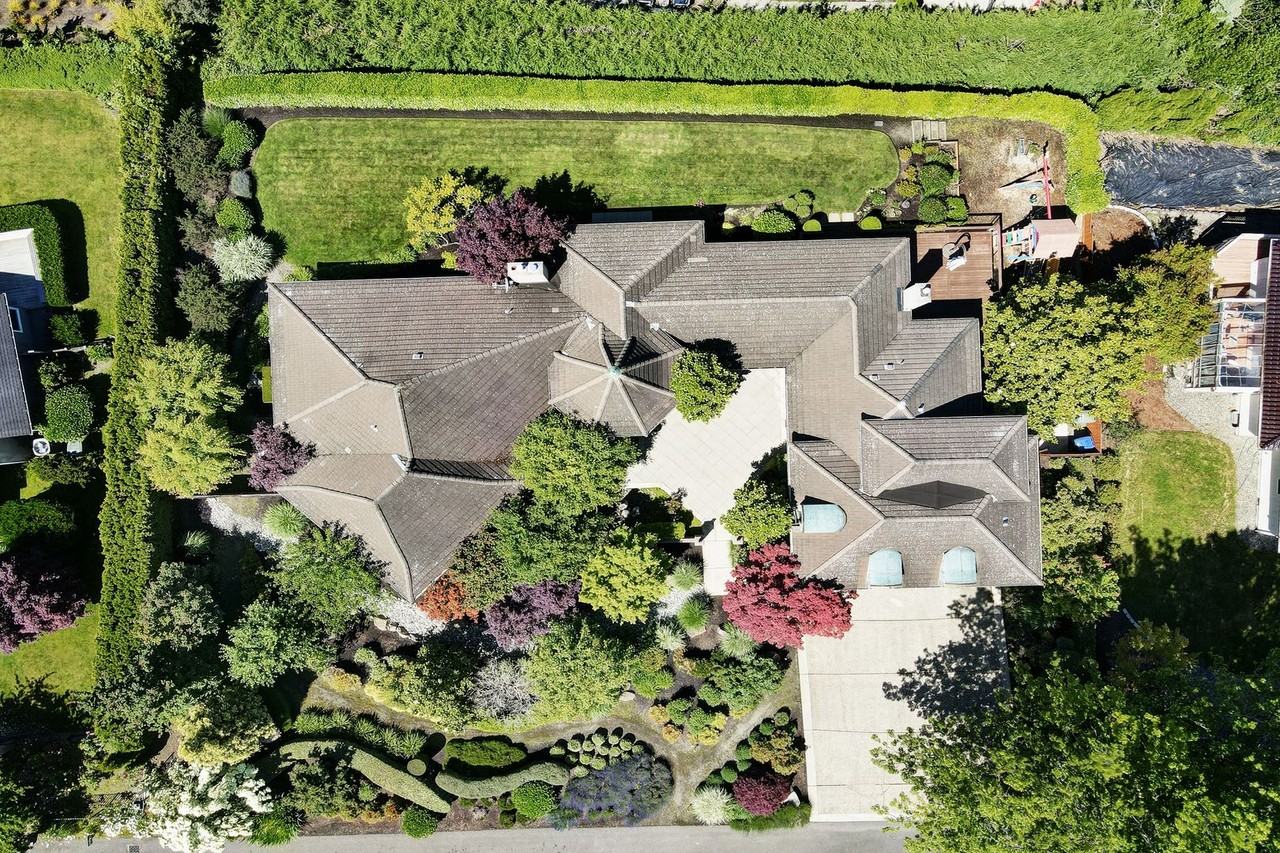 2317 88th Pl Ne - Photo 3 of 35