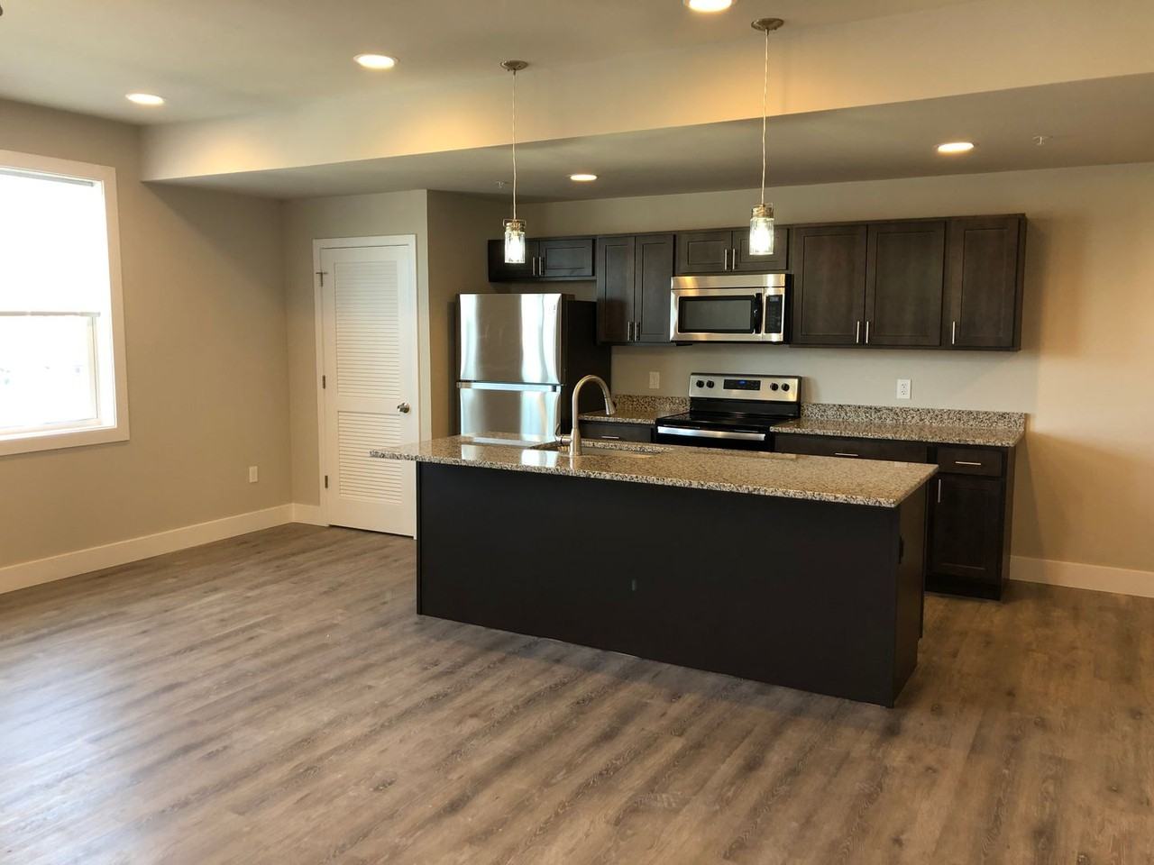 1100 Schley Alley - Photo 4 of 9