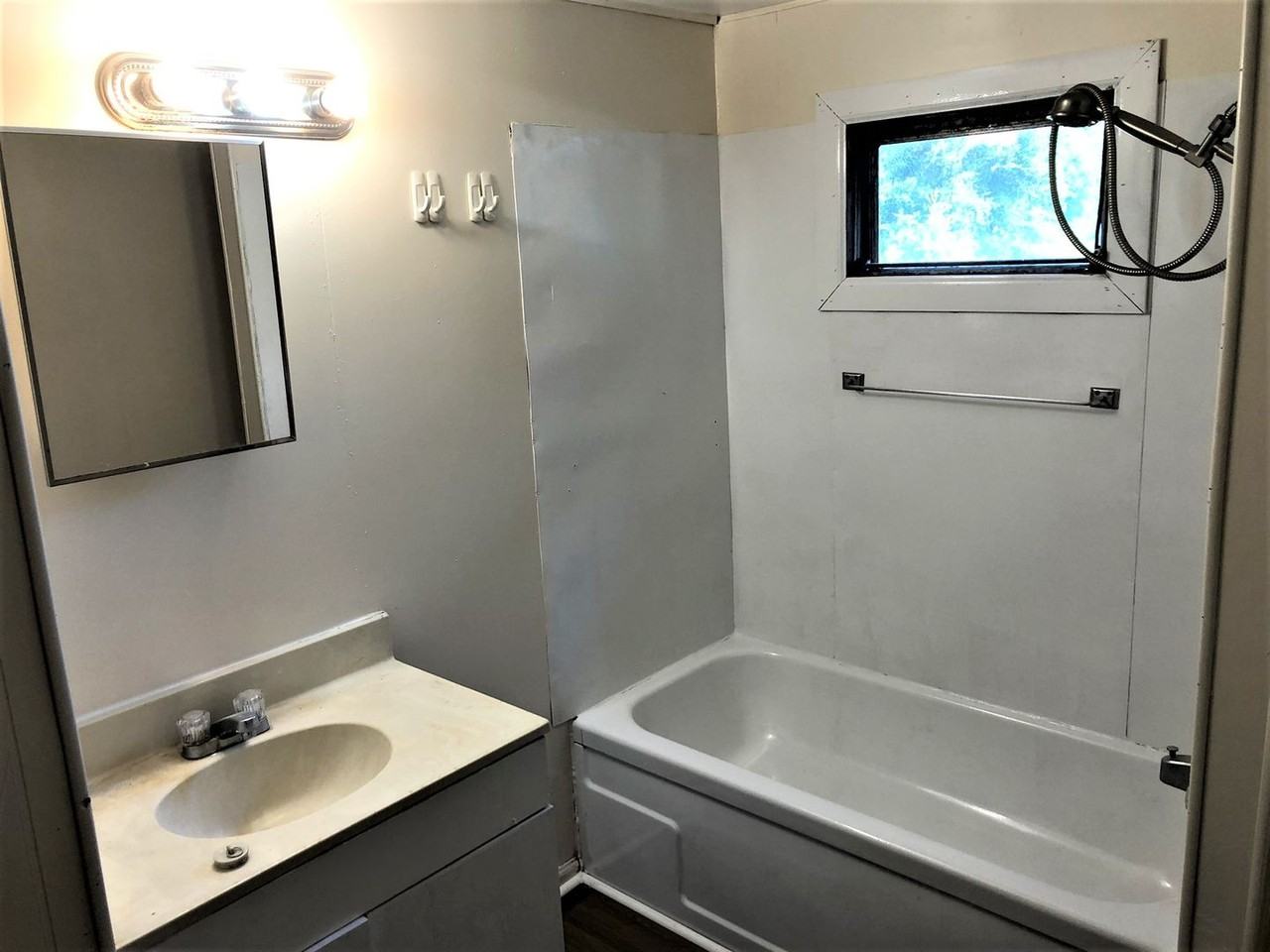 37700 37700 Beth St - Beth St - Photo 3 of 6