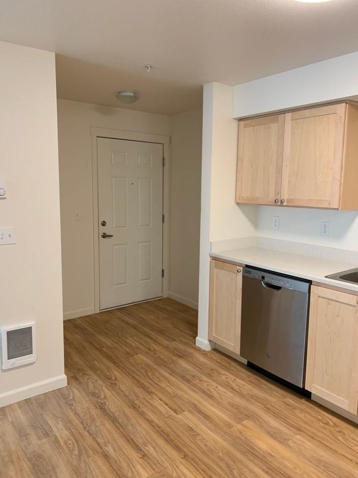 Pacific Rim Apartments - Photo 2 of 7