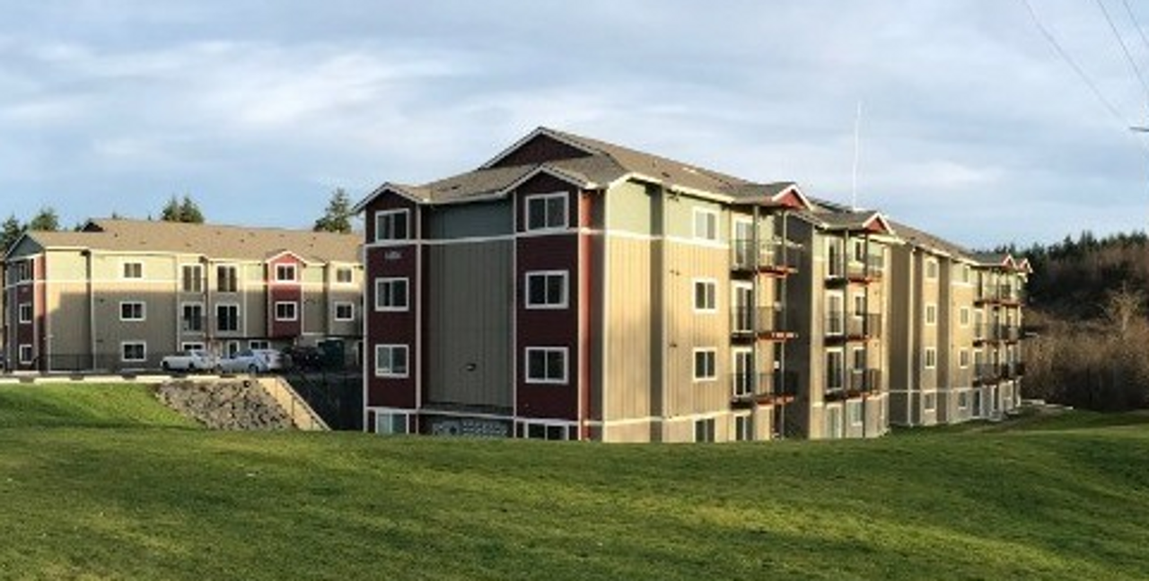 Pacific Rim Apartments - Photo 7 of 7